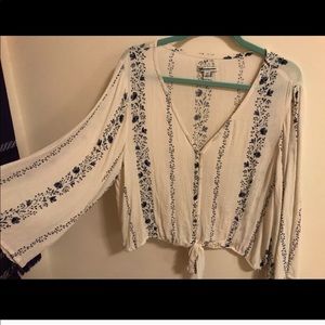 American Eagle flowy floral top